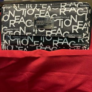 Kenneth Cole Reaction wallet